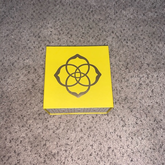 kendra scott boxes - Picture 1 of 4